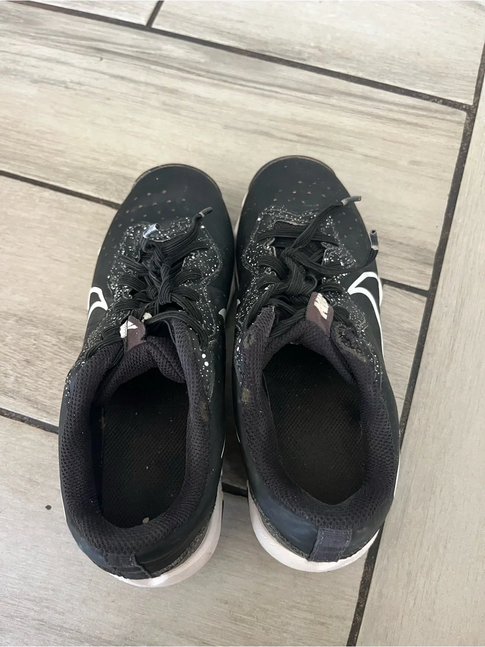 Nike Kids Black & White Baseball Cleats